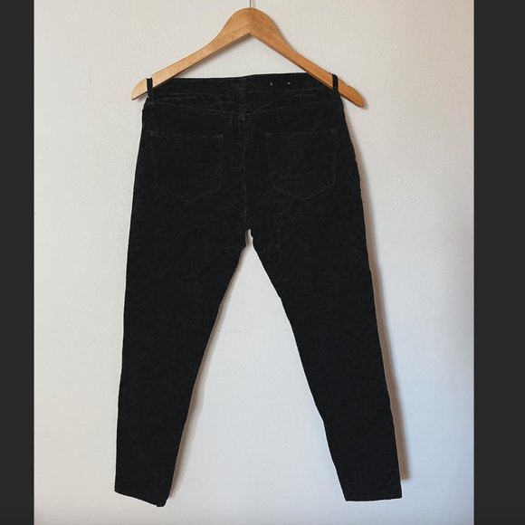 Club Monaco, Size 4, Black Velvet Floral Print Pants - Picture 2 of 4